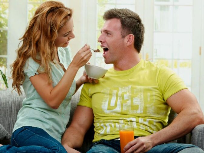 Una corretta alimentazione è fondamentale per la salute di un uomo, compresa la sua salute sessuale.